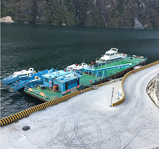 60M PONTOON BOAT